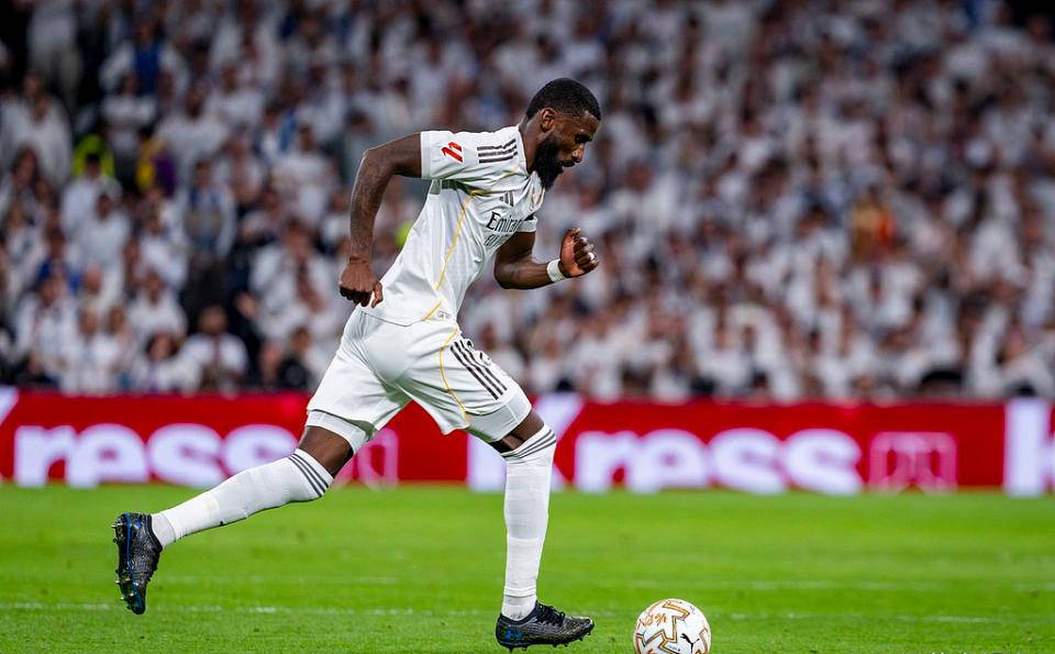 皇马欲与吕迪格续约仅一年，尤文曼联利物浦虎视眈眈准备捡漏！